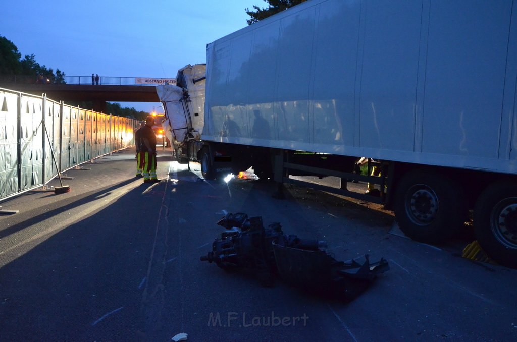 Wieder schwerer VU A 1 Rich Saarbruecken vorm AK Leverkusen P2795.JPG - Miklos Laubert